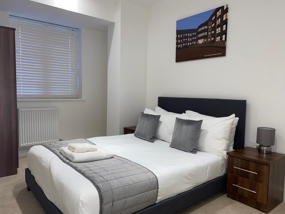 Roomotel - Broadoaks Apartments Solihull Buitenkant foto